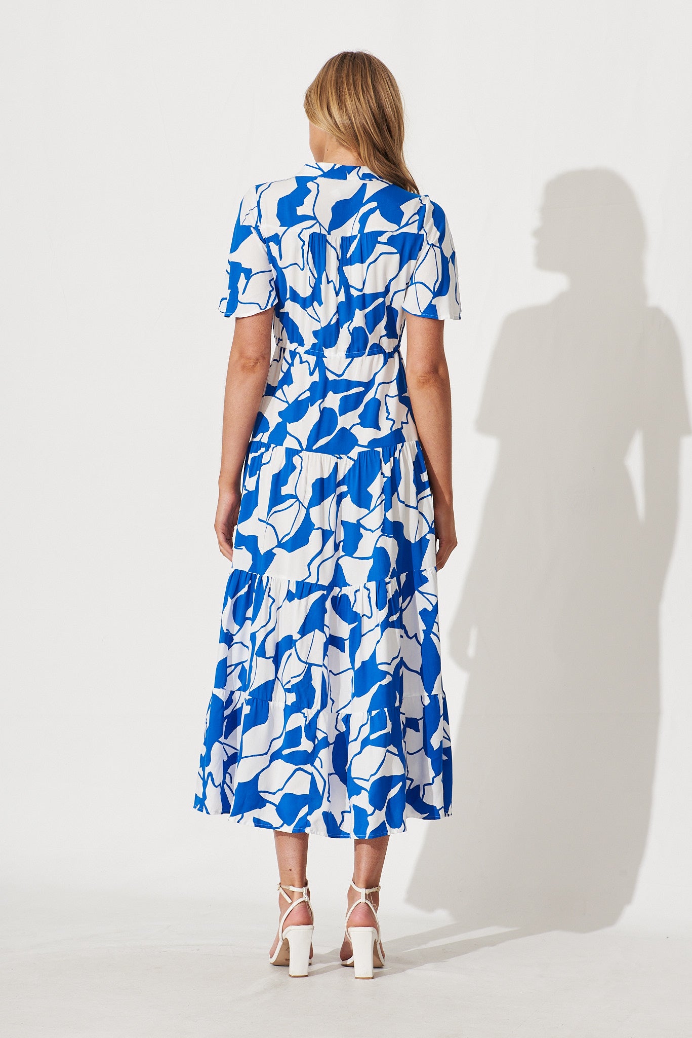 Beverly Maxi Shirt Dress In White With Cobalt Print