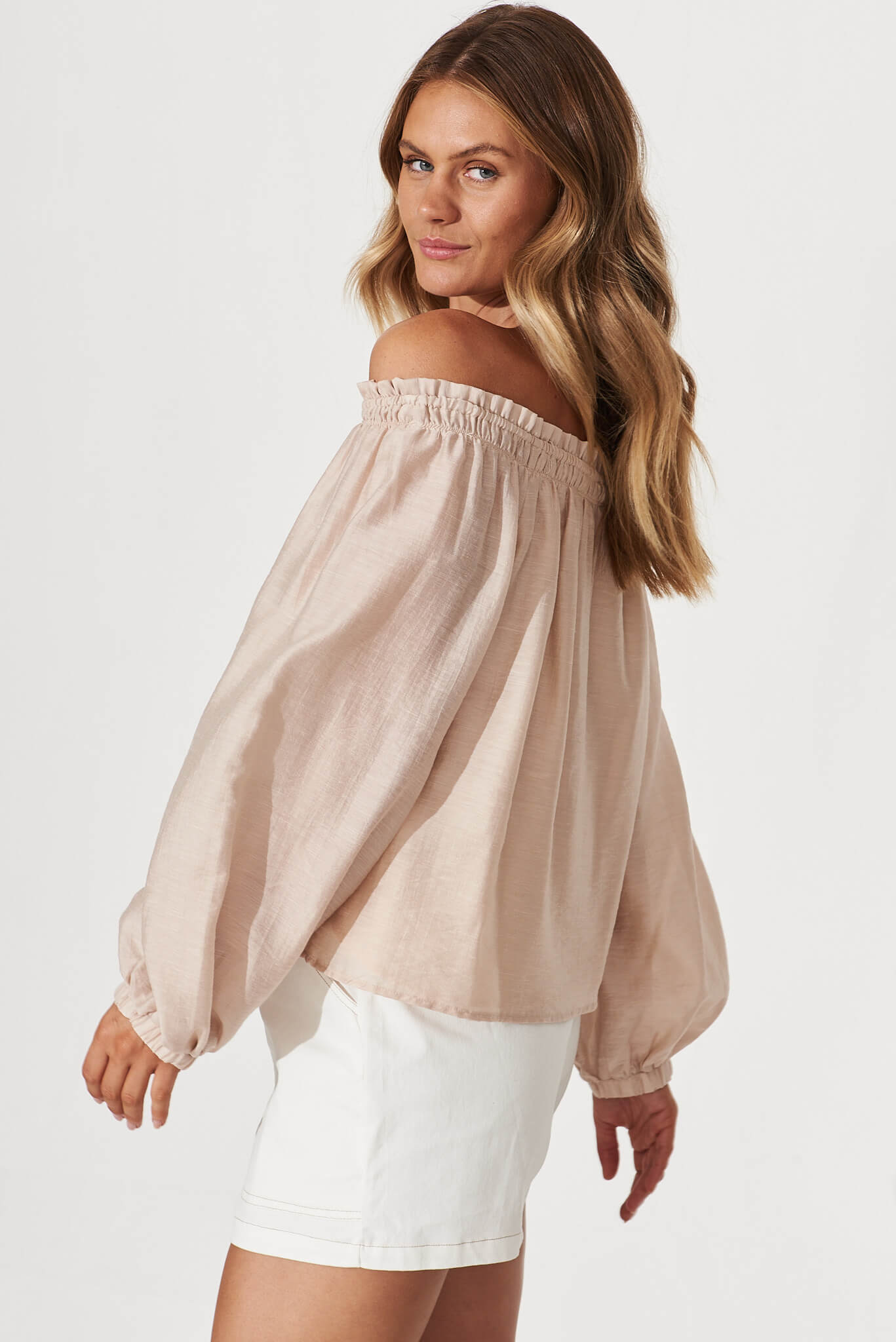 Janice Top In Beige