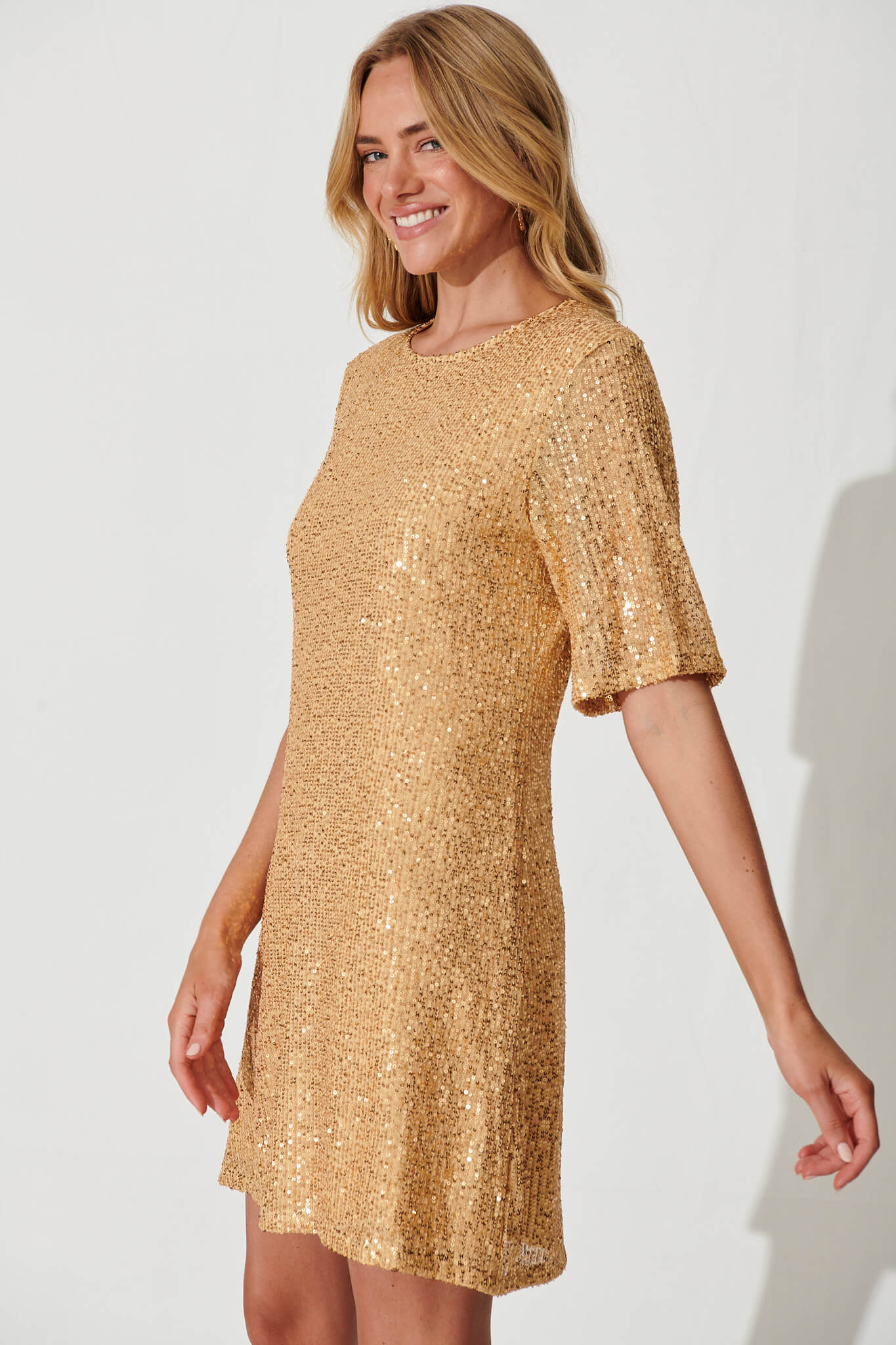 Its Me Dress In Gold Sequin