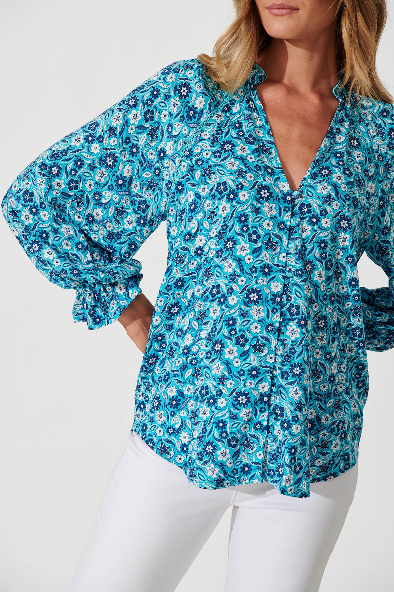 Alanis Top In Blue Floral