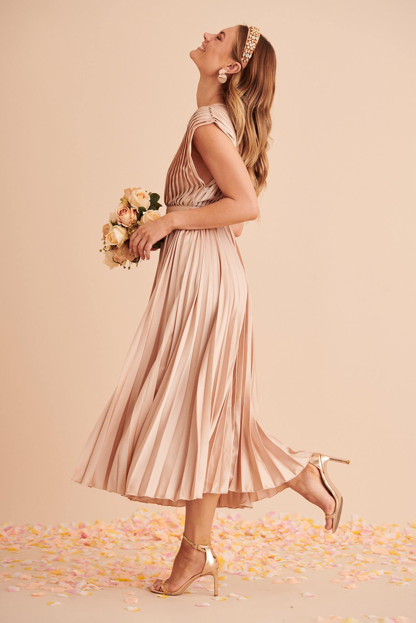 Anetta Midi Dress In Pleated Champagne Satin