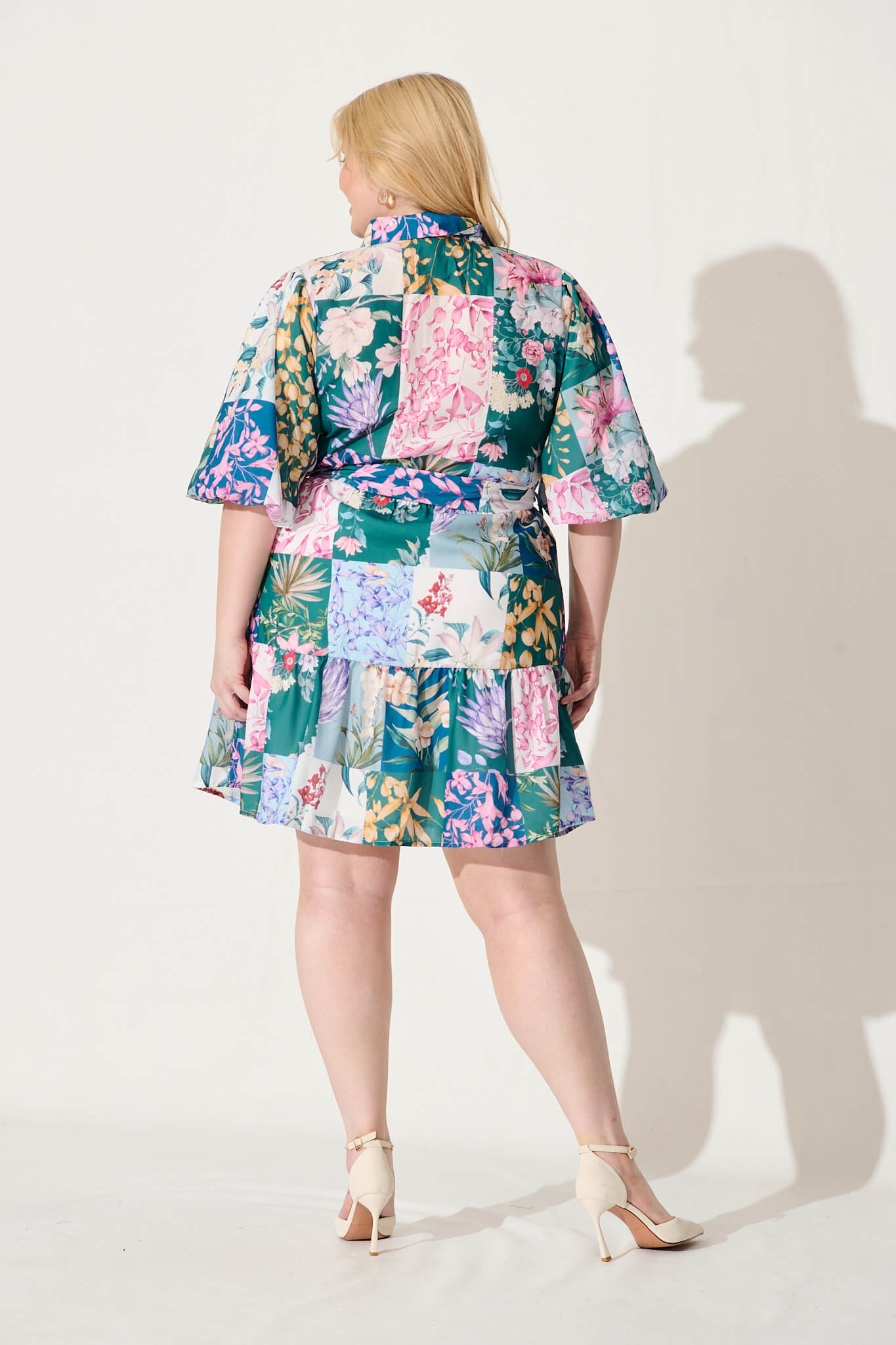 Courtney Shirt Dress In Dark Green Patch Floral