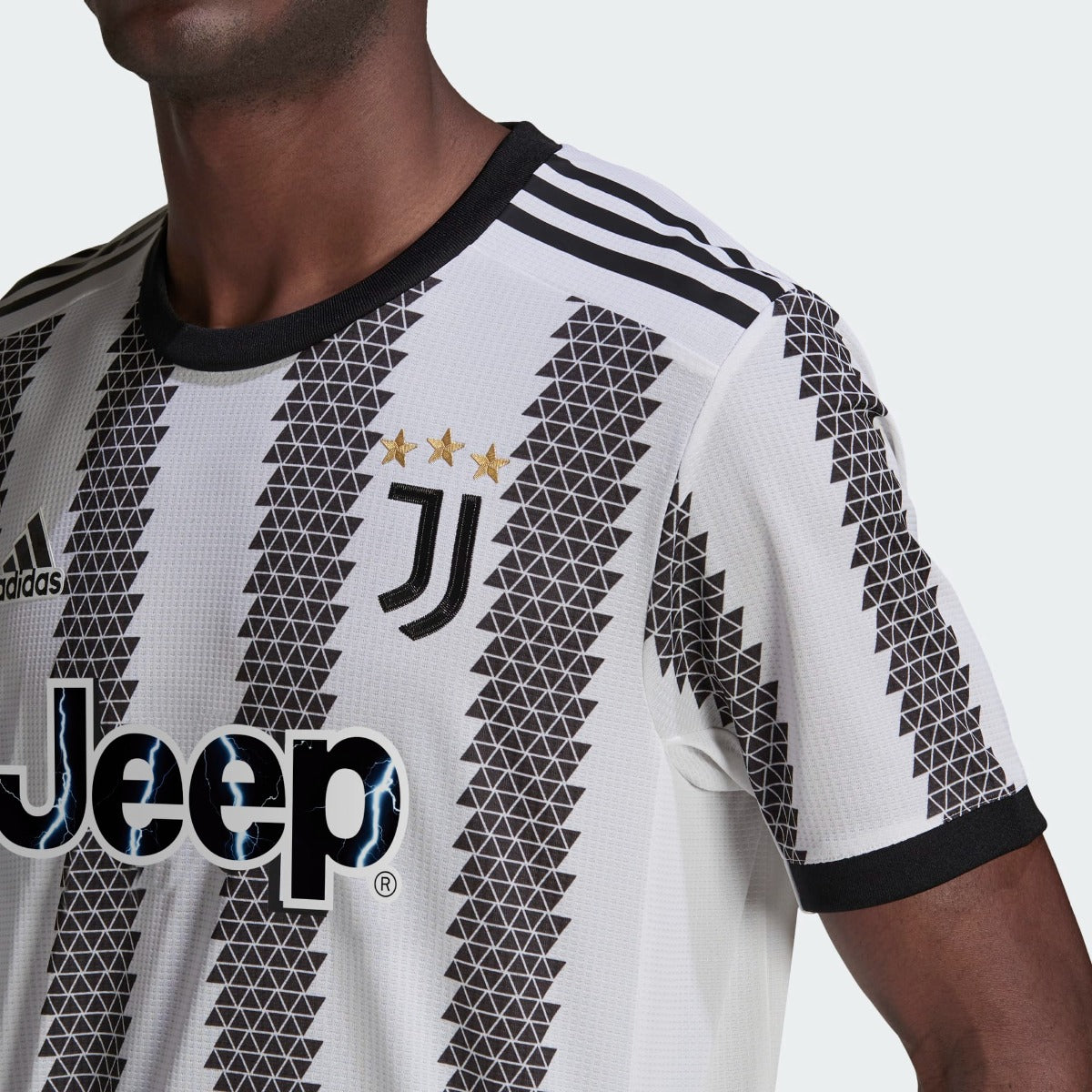 adidas 22-23 Juventus Authentic Home Jersey - White-Black