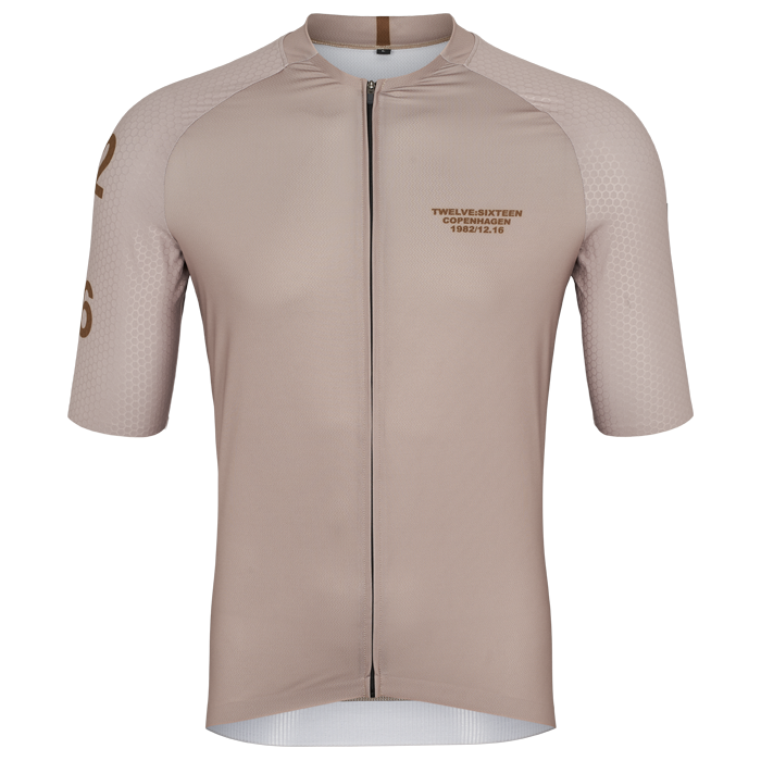 Se Cykeltrøje Sky Pro Beige 120 - XXL hos Twelve Sixteen