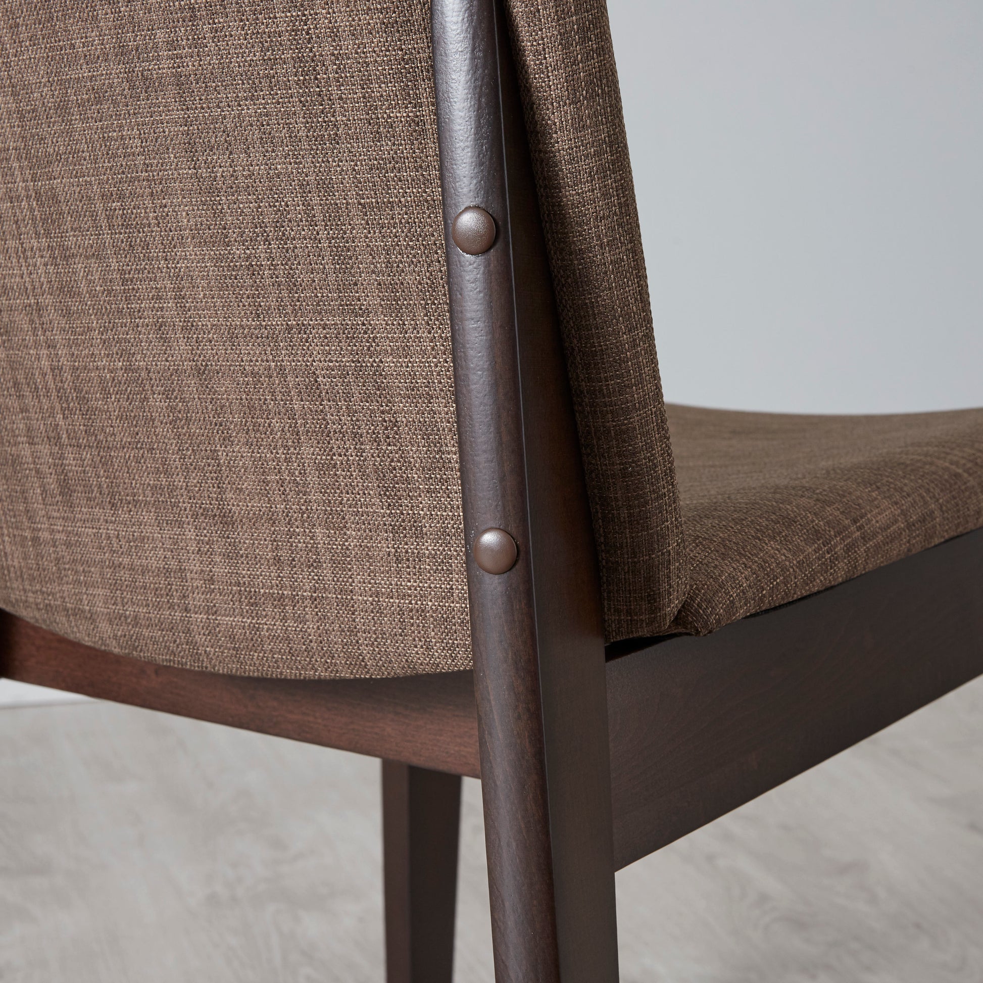 cielo wood arm accent chair