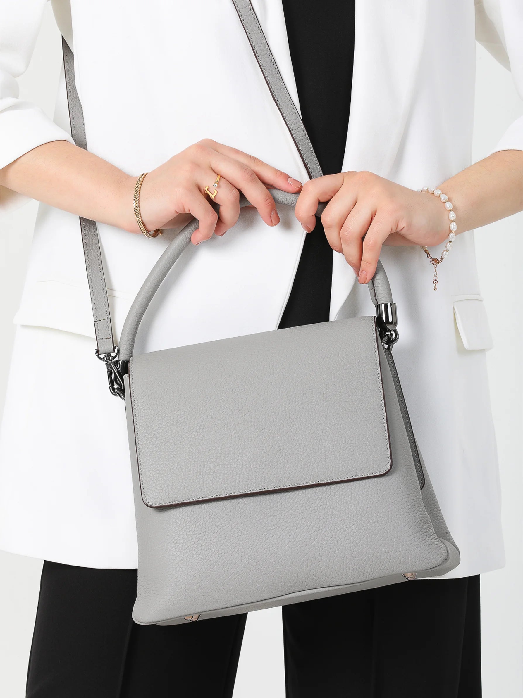 6 Handbags Every Woman Should Own
