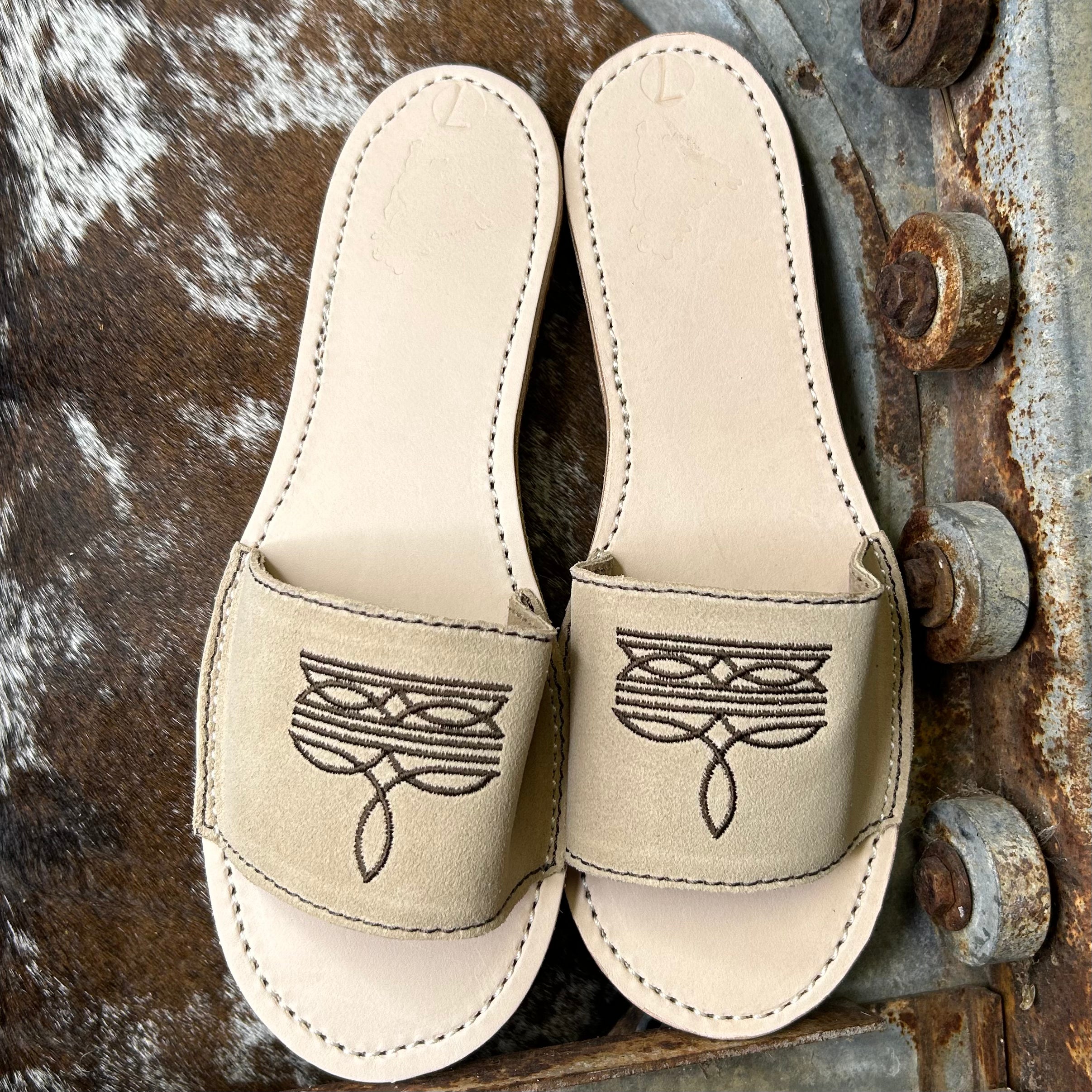 Bootstitch Slides (Size 8)