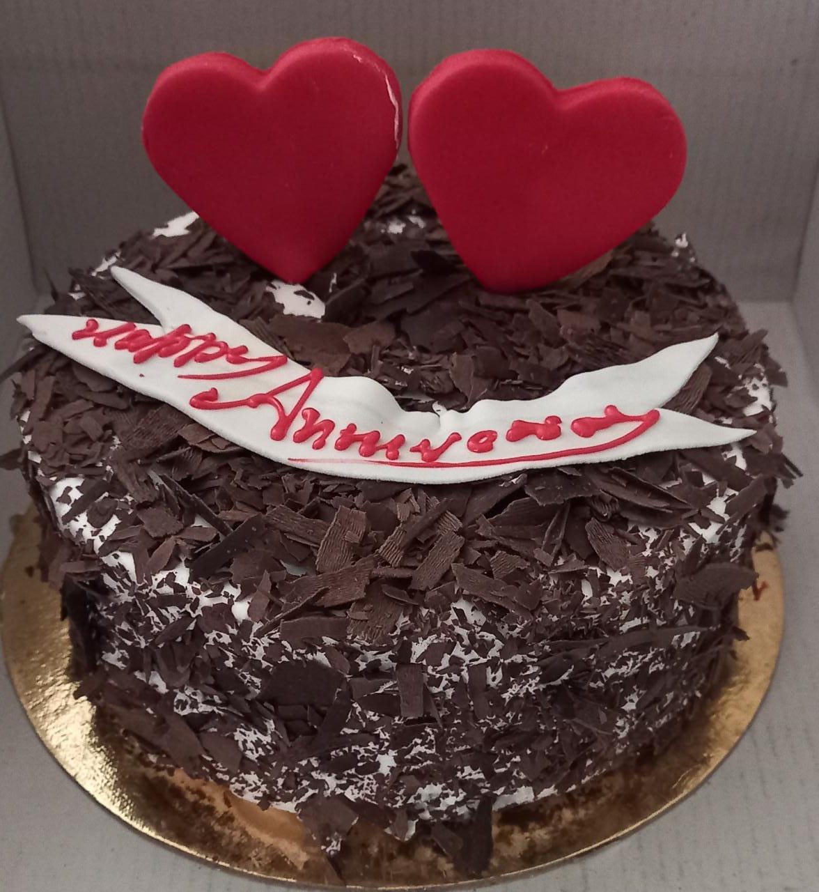 Buy/Send Beautiful Anniversary Cake Online - Baker's Wagon