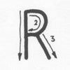 Ordre des majuscules romaines et lettre de direction R