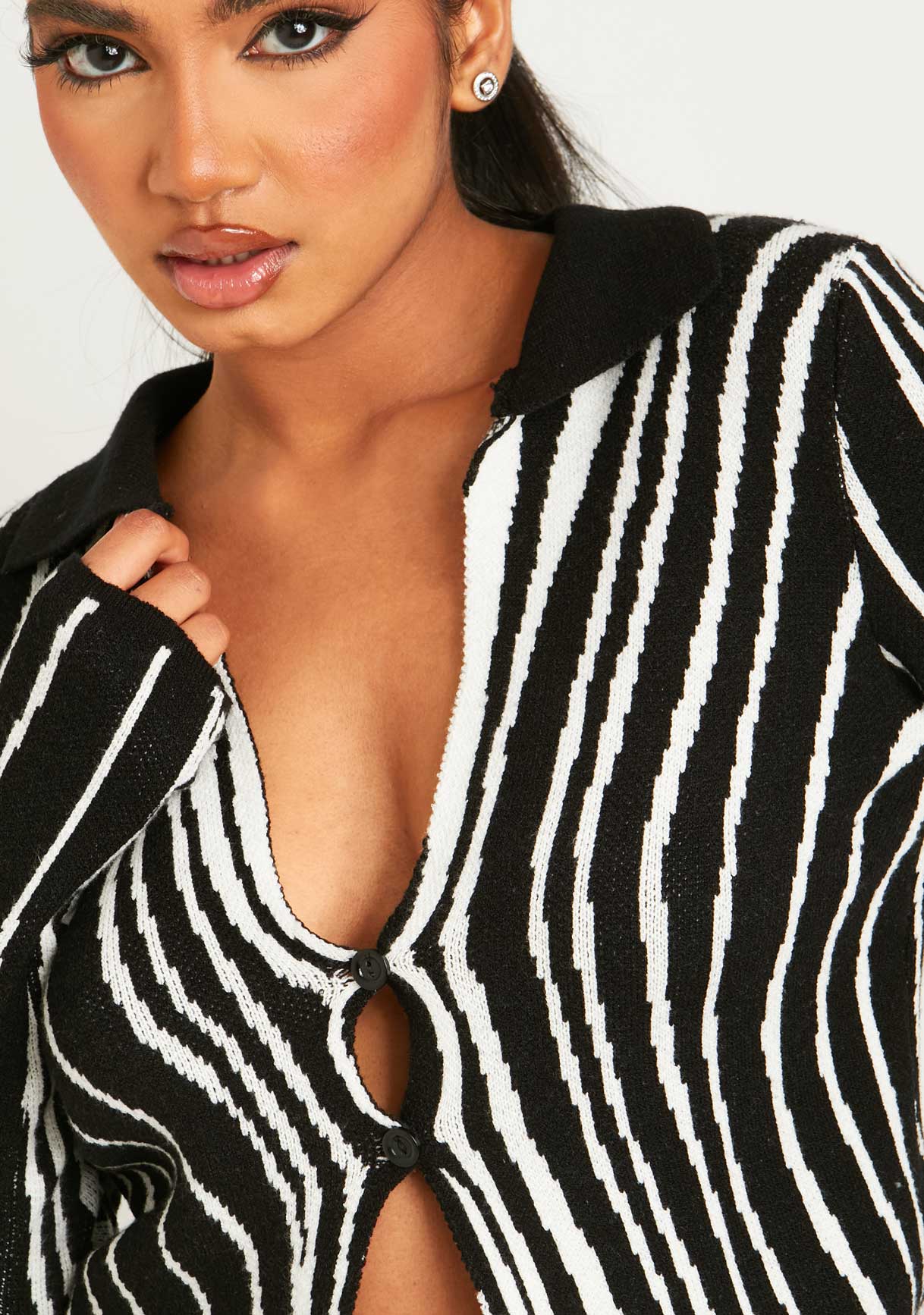 Ariya Black And White Stripe Knit Split Hem Shirt