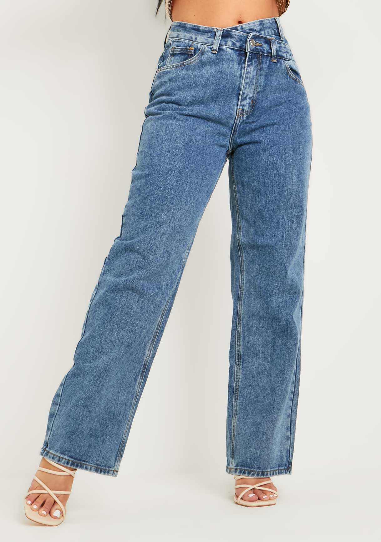 Elise Mid Wash Waist Button Detail Loose Fit Straight Leg Jeans