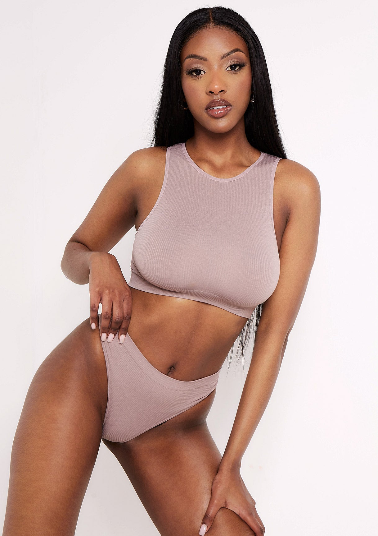 Jacqueline Mocha Seamless Ribbed Racer Crop Top