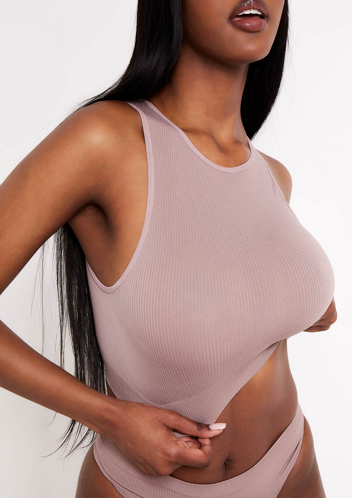 Jacqueline Mocha Seamless Ribbed Racer Crop Top