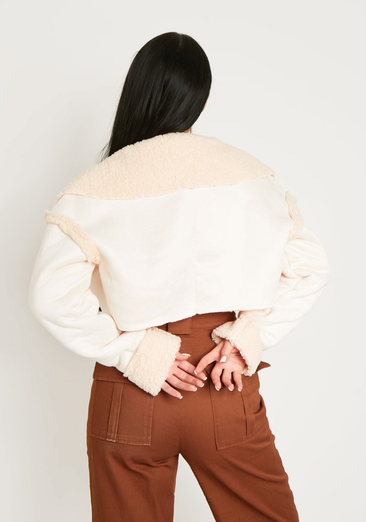 Cindy Cream Cropped Zipped Borg Coat