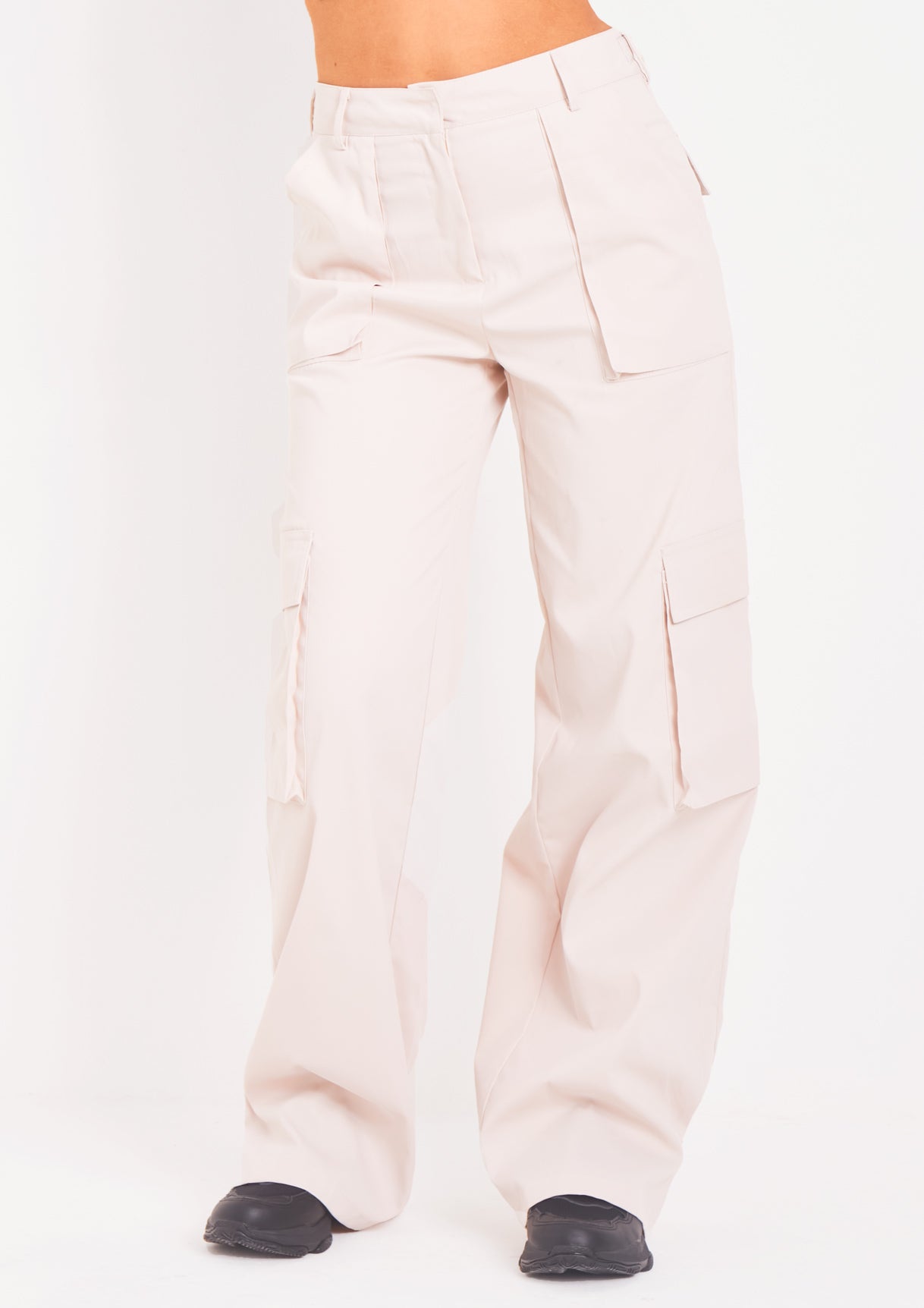 Ainsley Stone Pocket Detail Mid Rise Cargo Pants