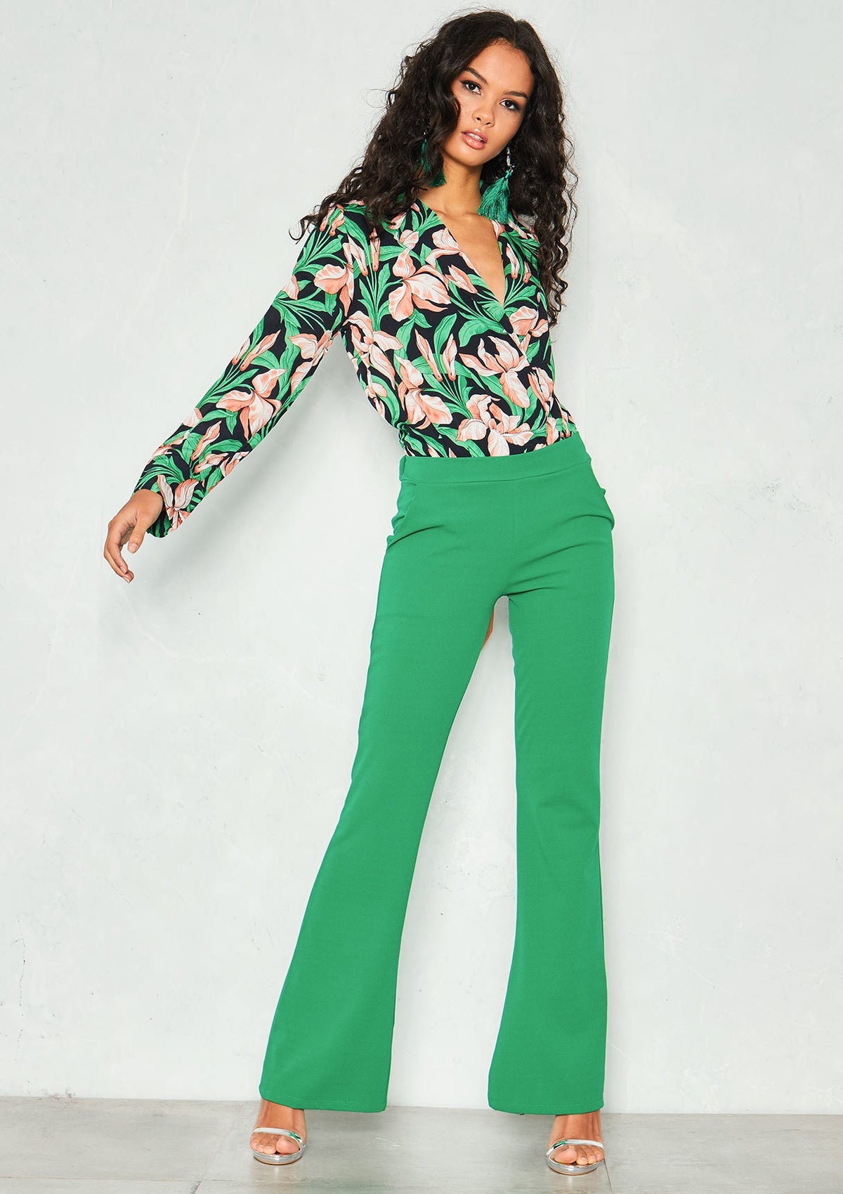 Ashleigh Green Floral Wrap Front Bodysuit | Missy Empire – MISSYEMPIRE