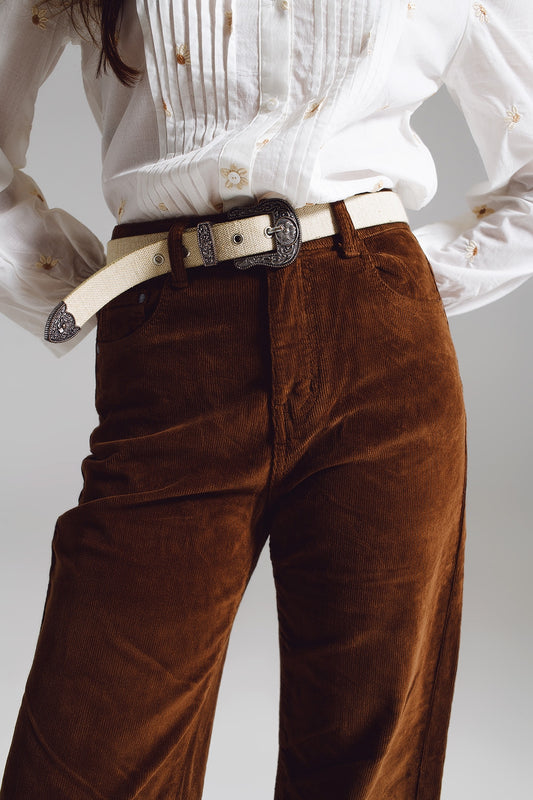 Pantalón cropped de pana en marrón