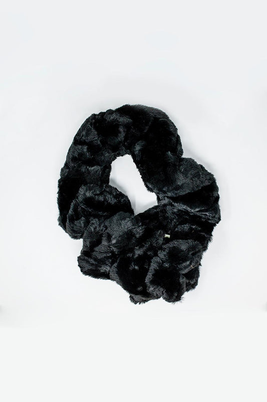 Faux fur collar in black Szua Store