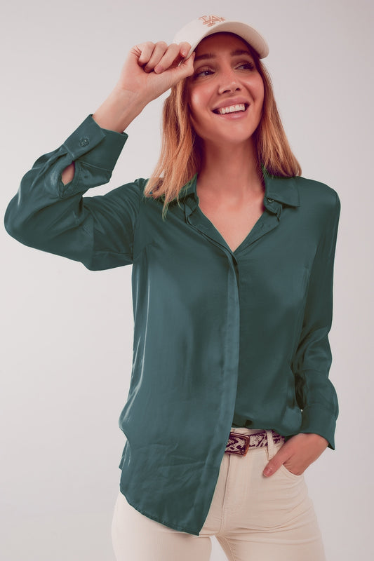 Q2 Satin shirt in green