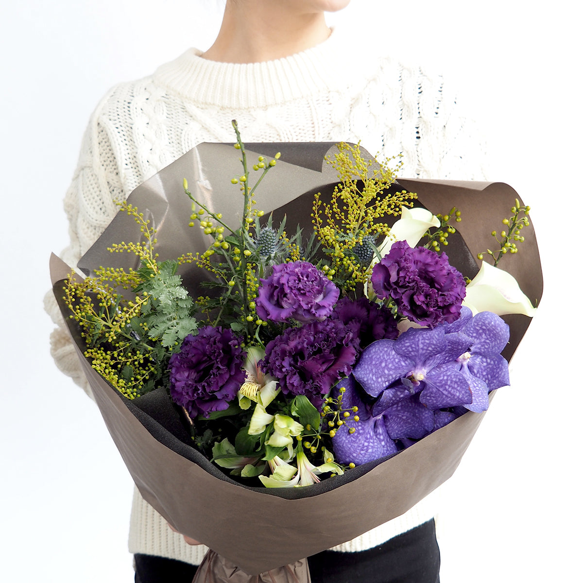 花束 Xxlサイズ 青 紫 ブーケ 誕生日 結婚記念日などフラワーギフト 花屋の通販 Hanna