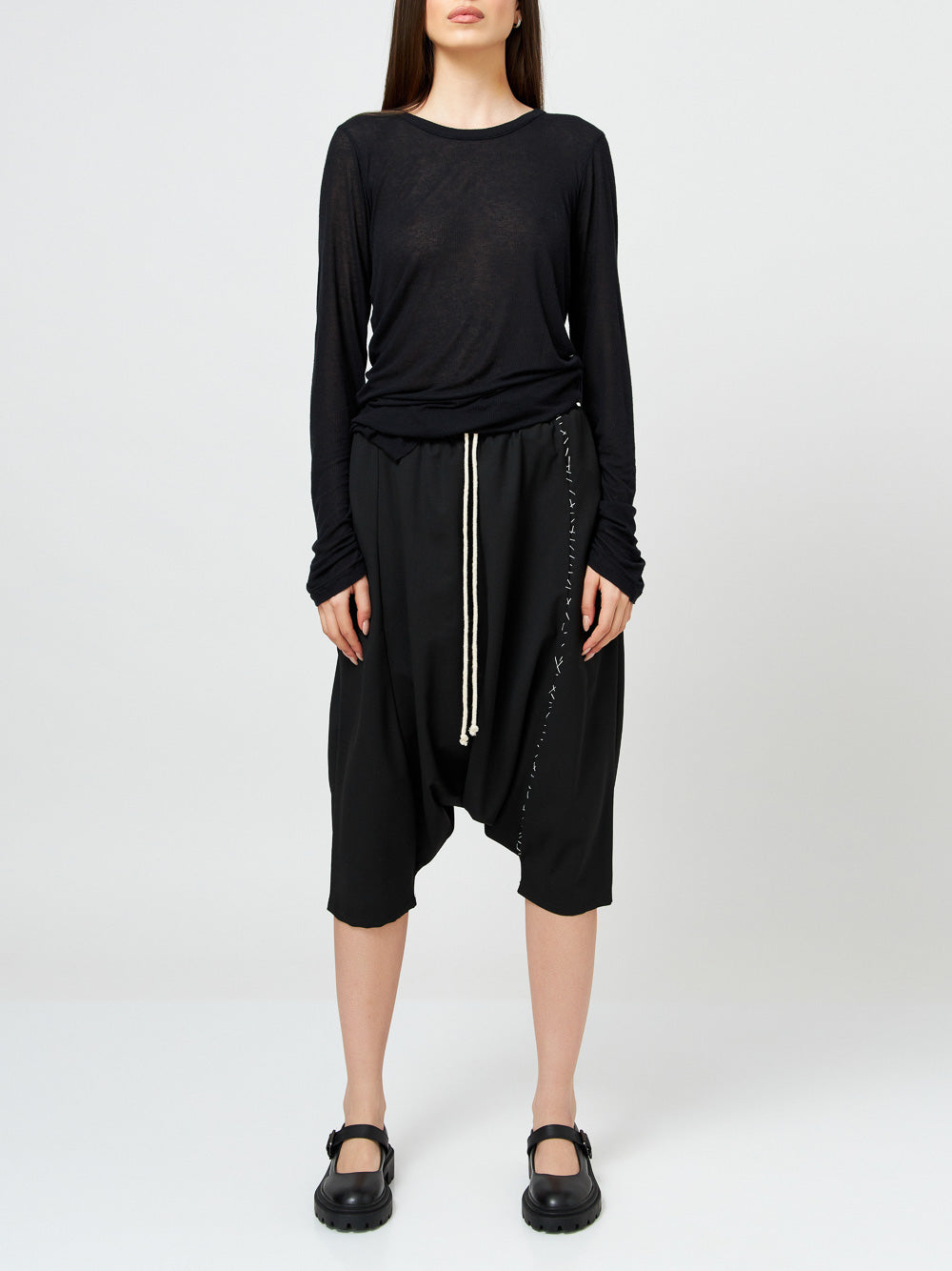 A.F ARTEFACT SHORT LAYERED TROUSERS-