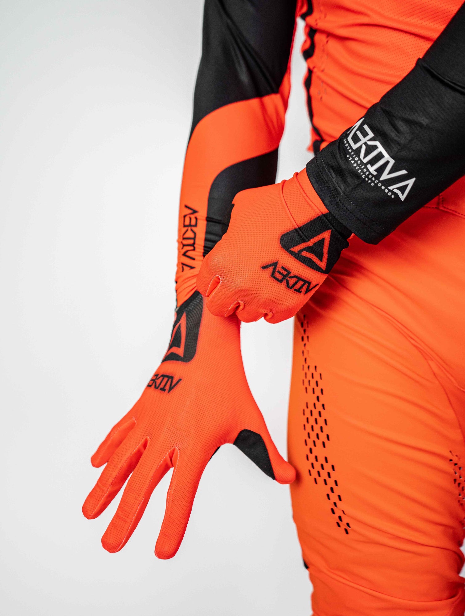 Velo Flo Orange Gloves