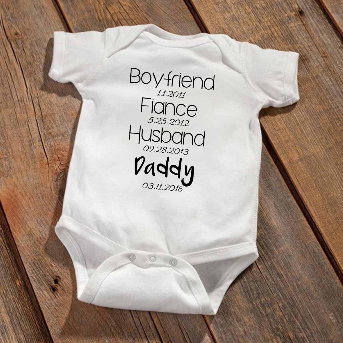 Personalized &quot;Daddy To Be&quot; Baby Announcement Bodysuit
