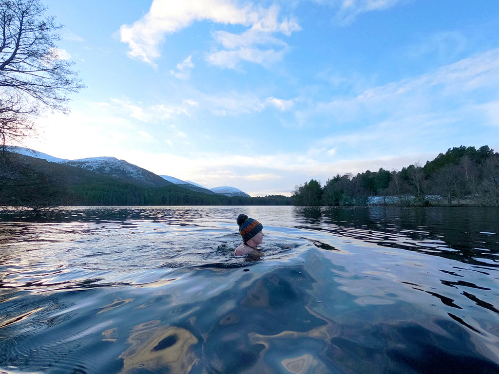 Winter dip, Loch an Eilein. © Becca Harvey