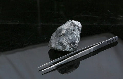 ONE OF THE LARGEST EVER DIAMONDS DISCOVERED IN BOTSWANA. 998 CARATS. 