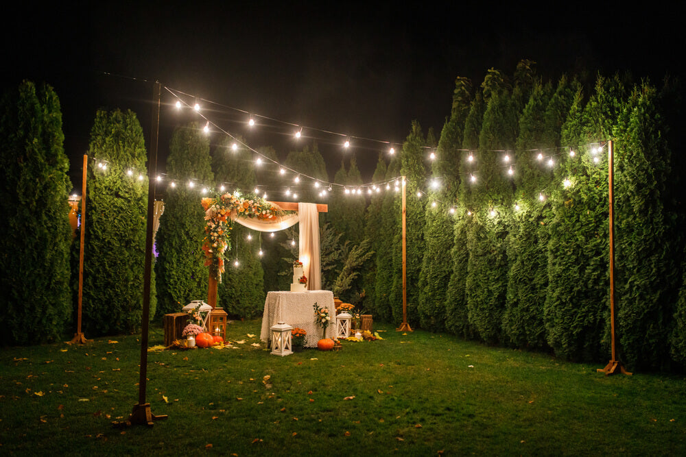 Rustic wedding with appropriate ambient lighting