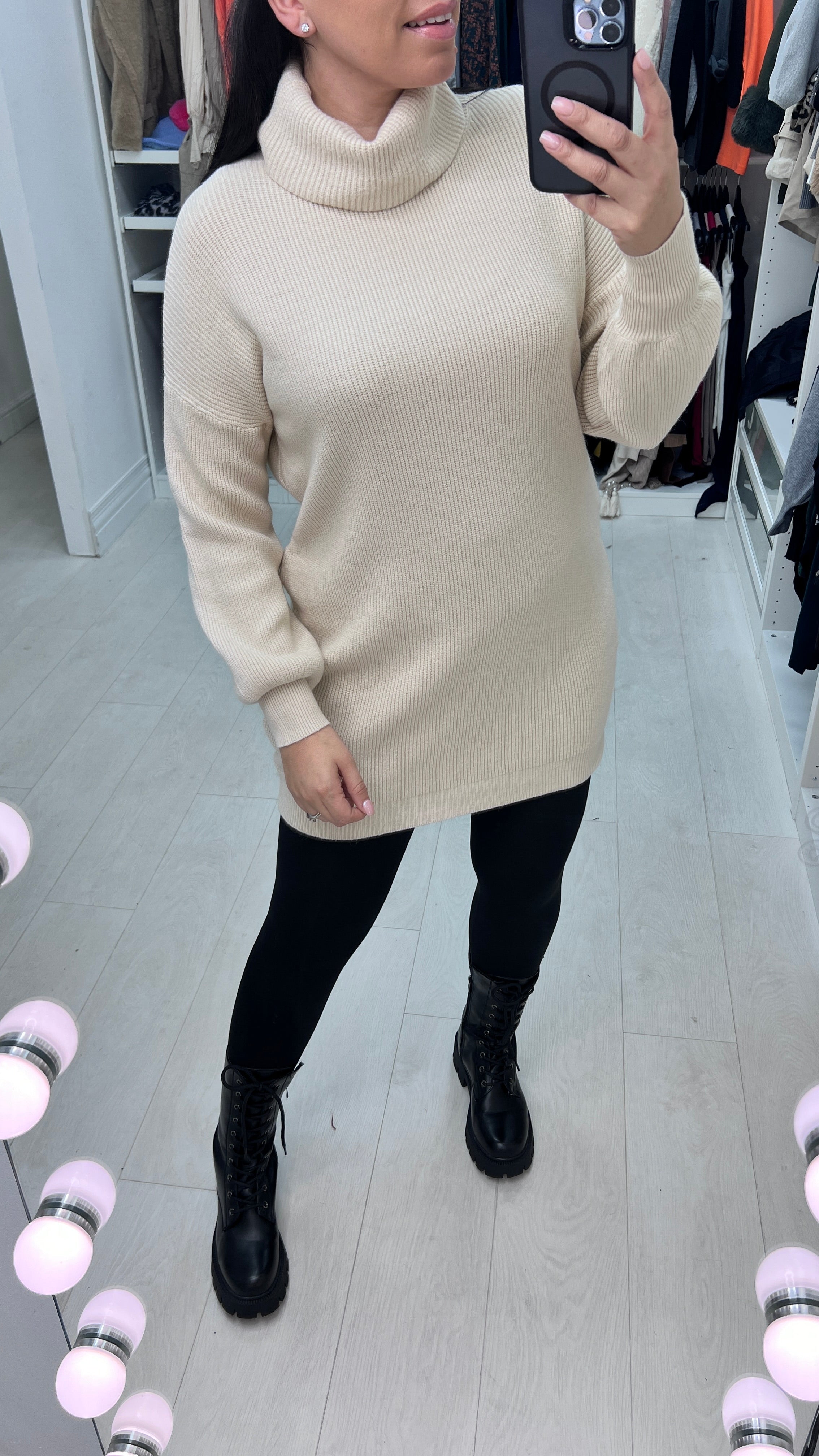 Women's Roll Neck Jumpers – BowsBoutiques