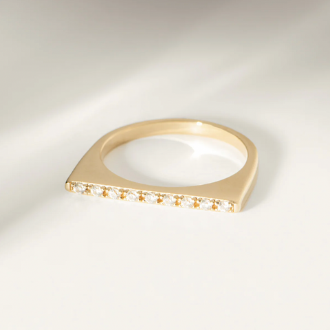 Zircons gold -plated rectangular ring