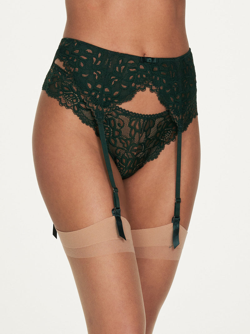 fredericks of hollywood garter belt