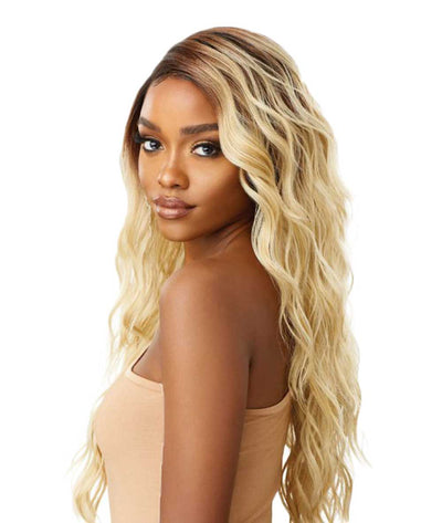 Outre Melted Hairline Lace Front Wig- Austin – Cloré Beauty