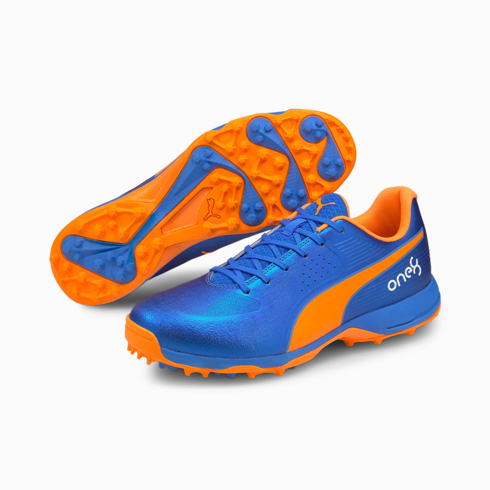 puma orange cricket shoes