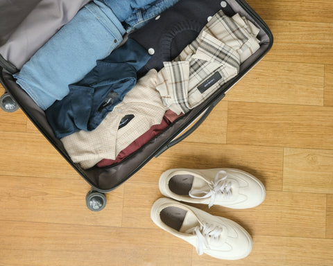 Tips Packing Gulung Pakaian