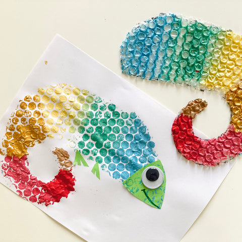 bubble wrap chameleon art craft