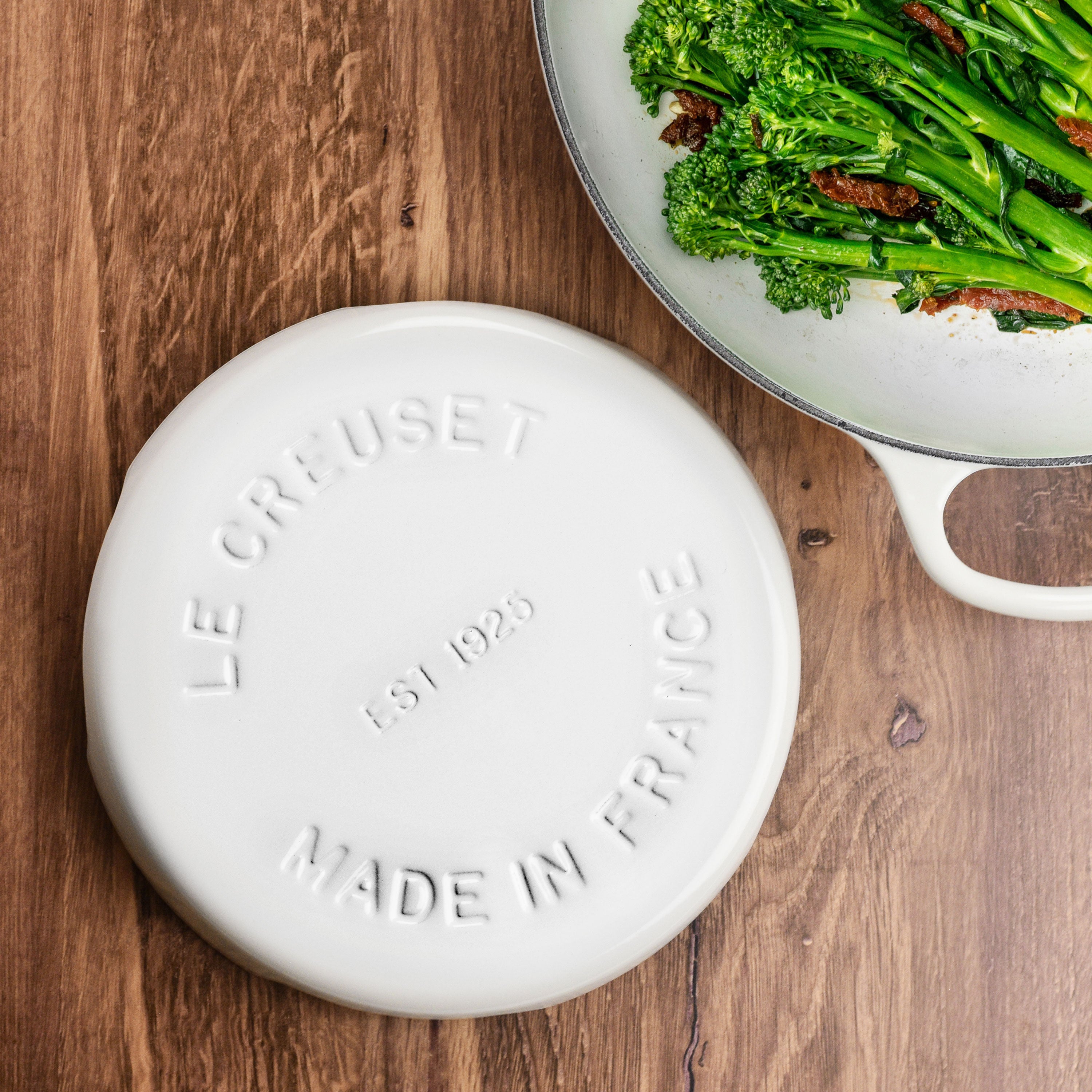 Le Creuset Signature Cast Iron 8.8