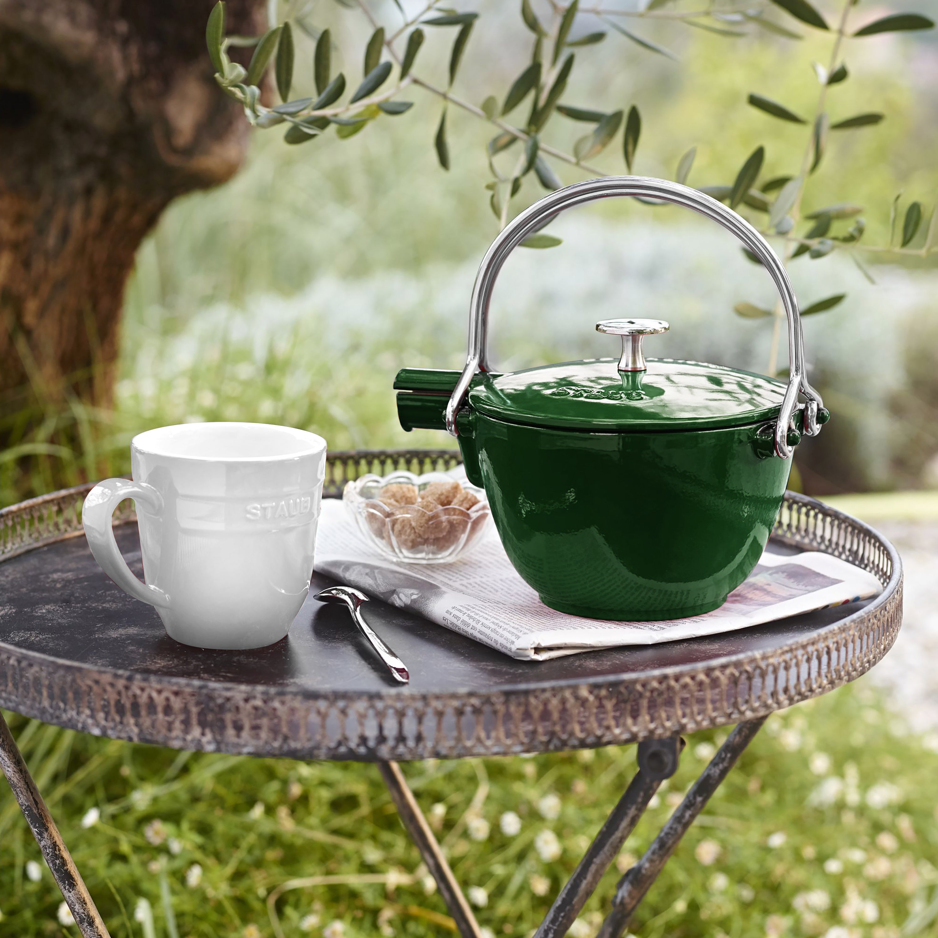 Staub 1-quart Basil La Theiere Teapot