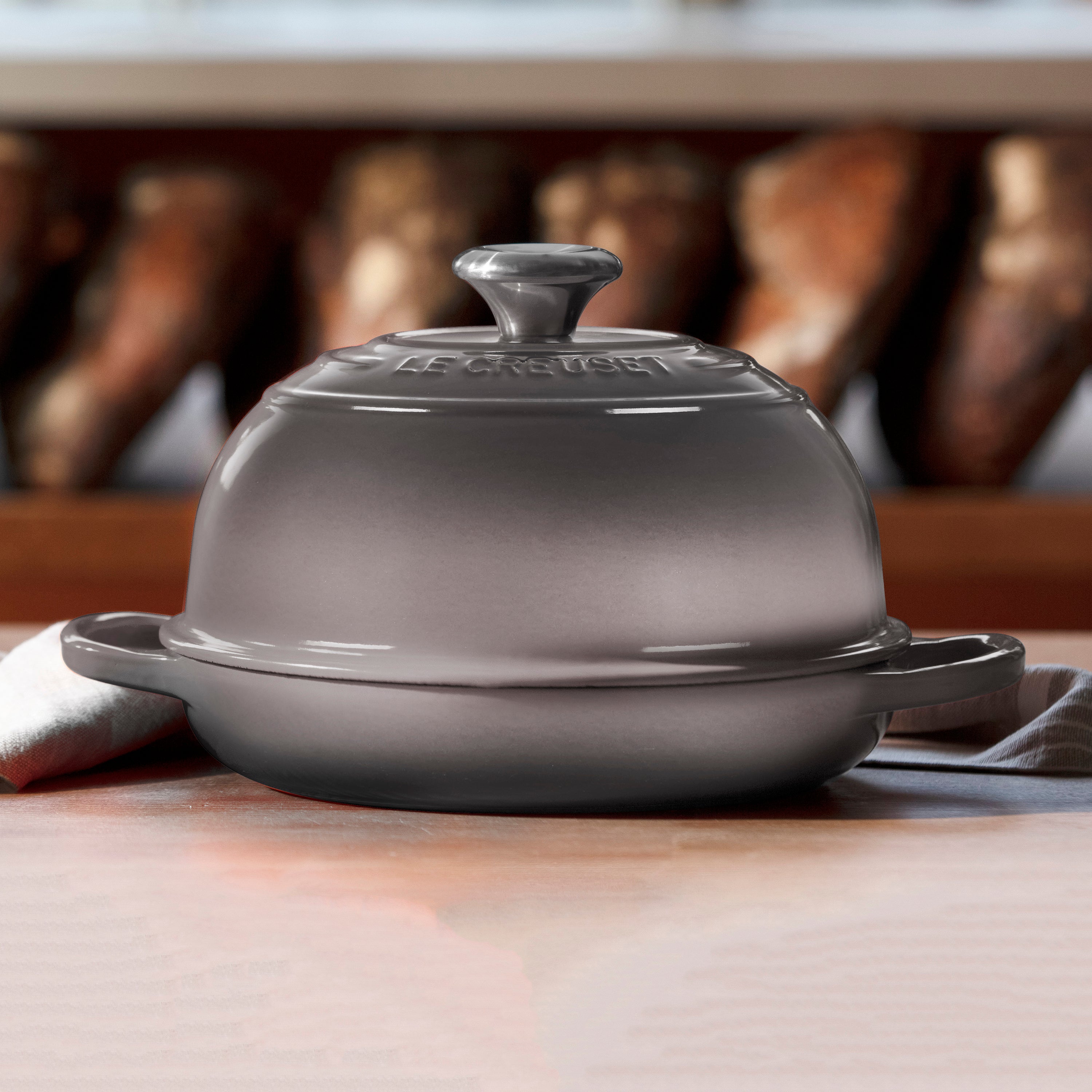 Le Creuset Signature Cast Iron 9.5