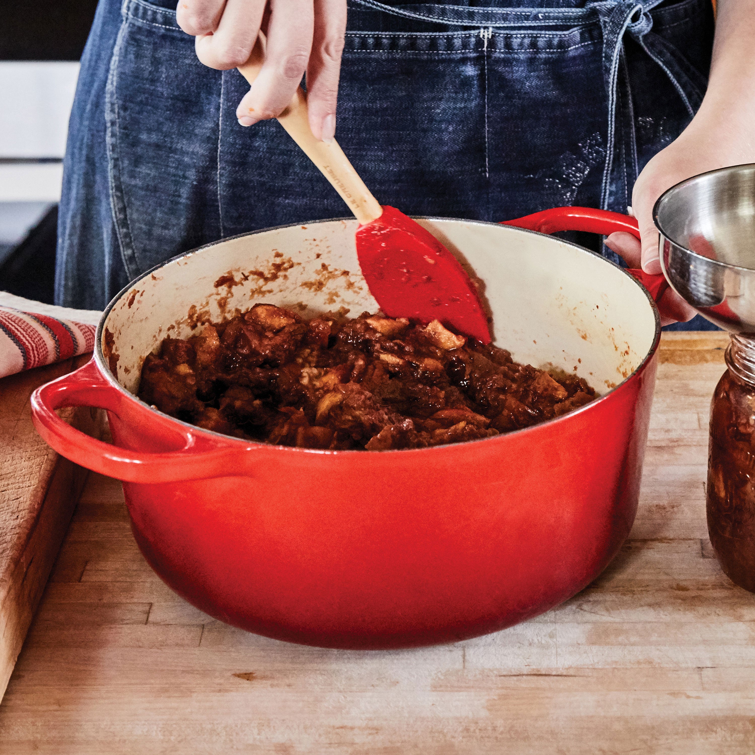 Le Creuset Signature Cast Iron 4.5-quart Cerise Round Dutch Oven