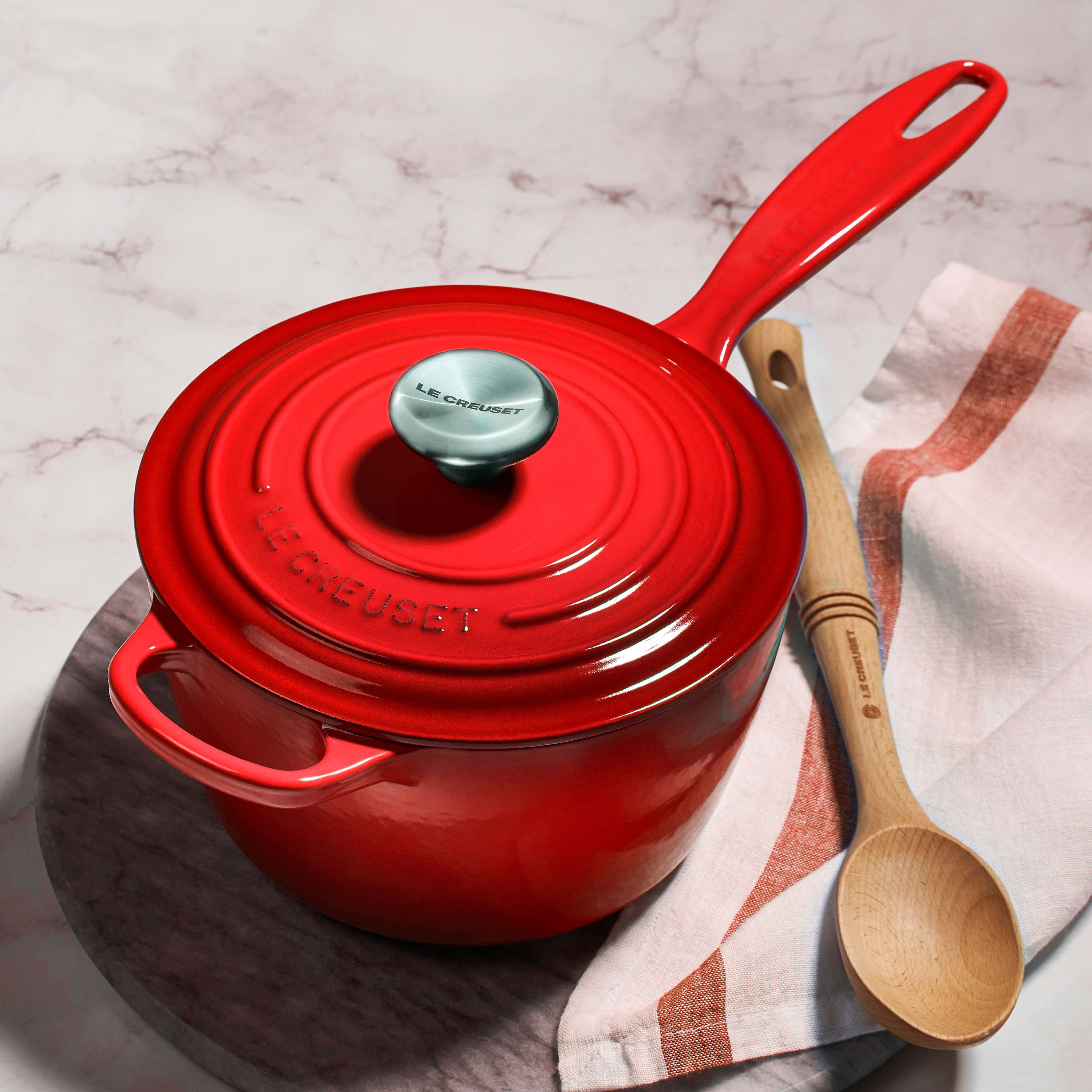 Le Creuset Signature Cast Iron 2.25-quart Cerise Saucepan