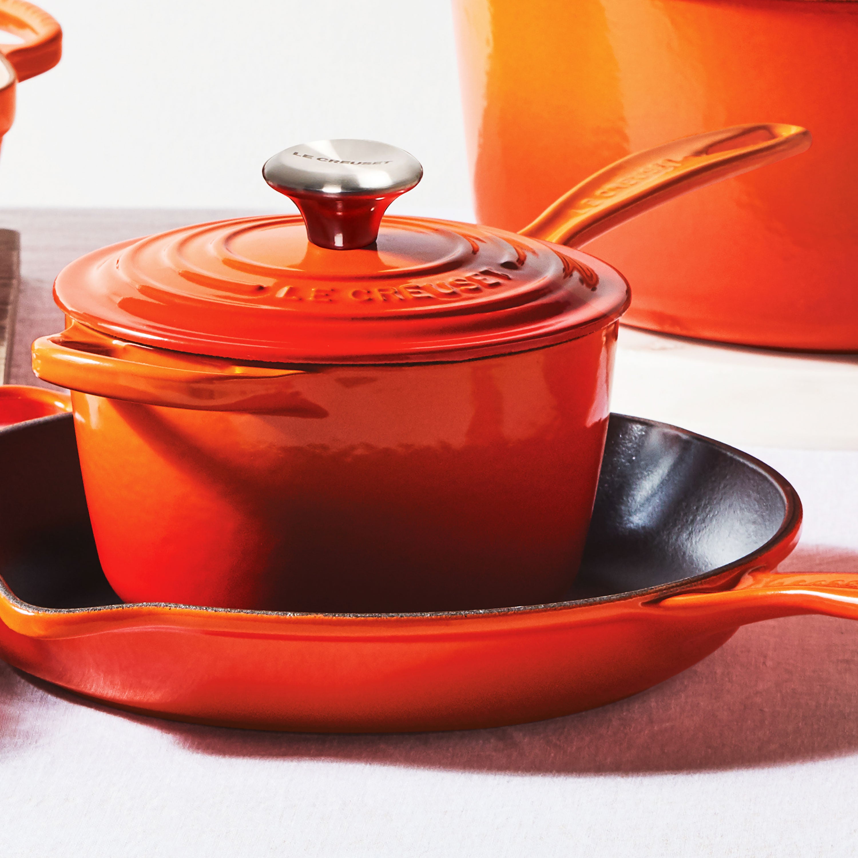 Le Creuset Signature Cast Iron 2.25-quart Flame Saucepan