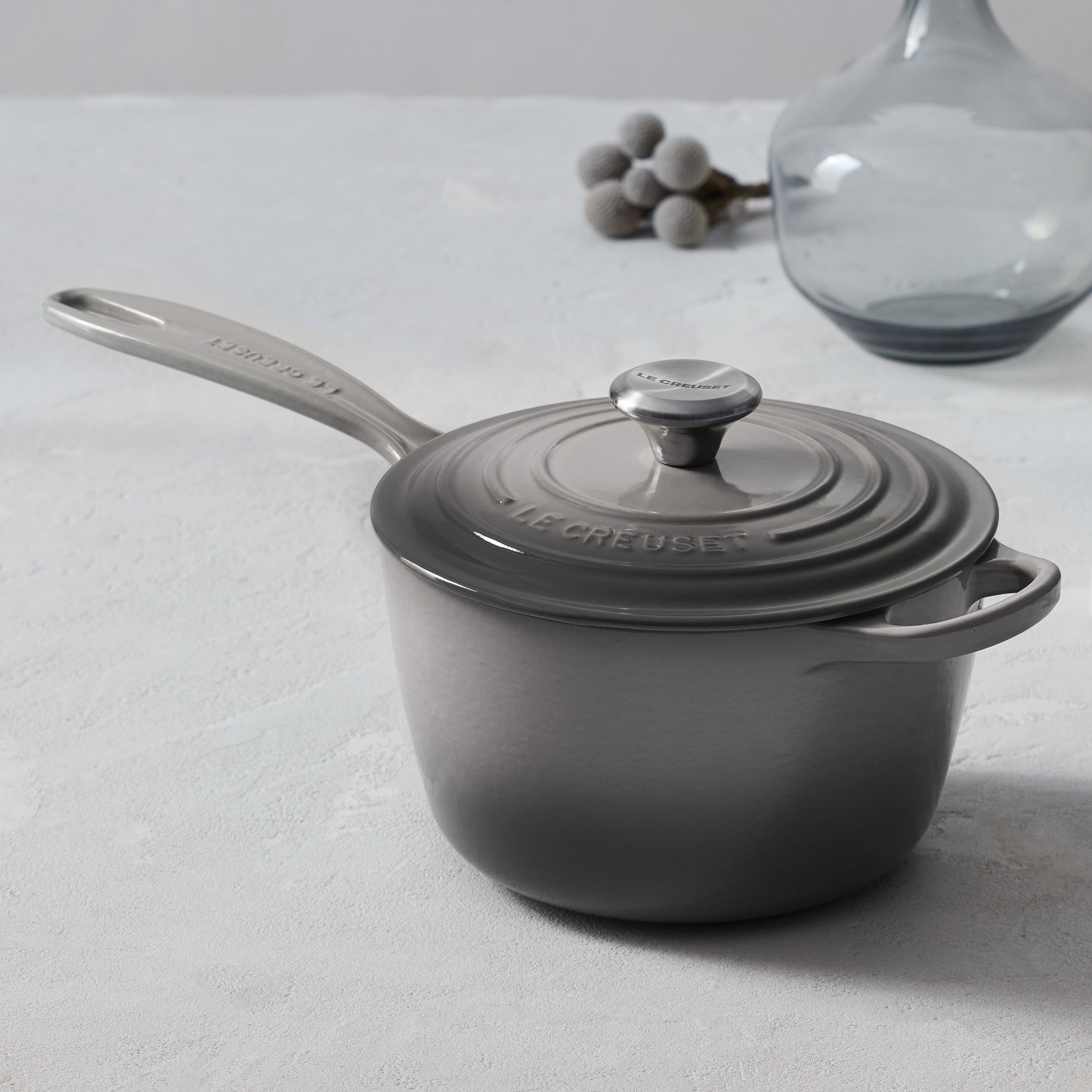 Le Creuset Signature Cast Iron 1.75-quart Oyster Saucepan