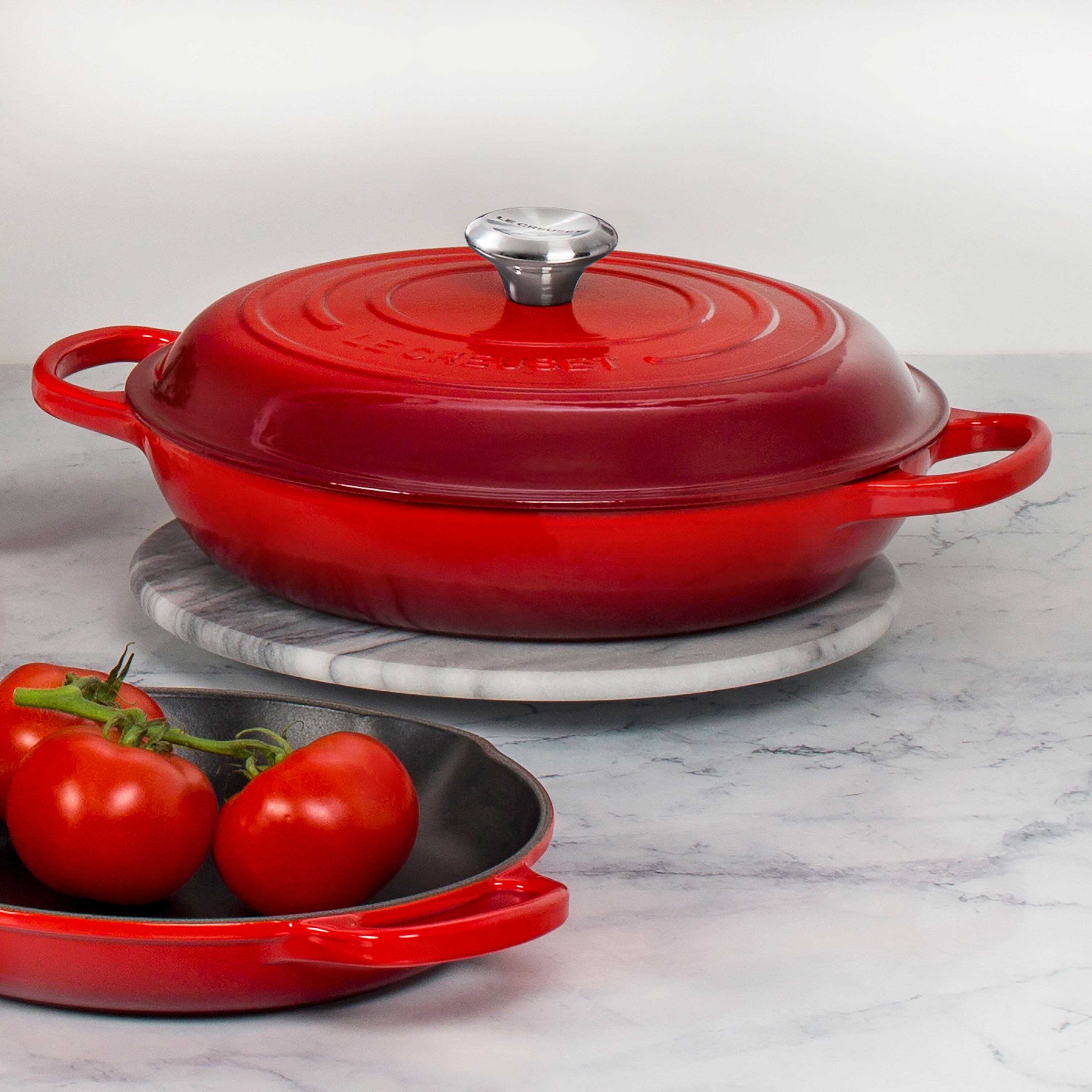 Le Creuset Signature Cast Iron 3.5-quart Cerise Braiser