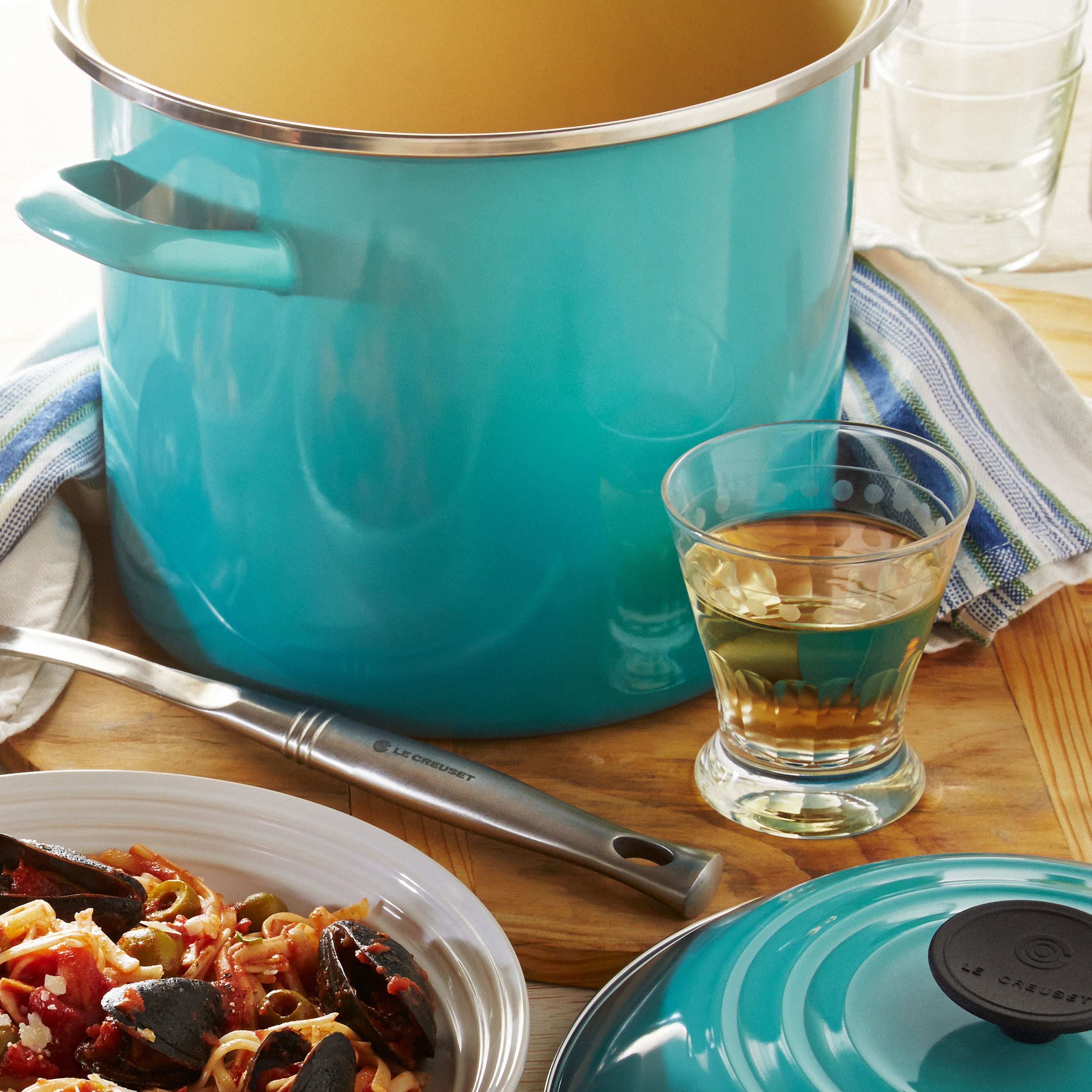 Le Creuset Enameled Steel 8-quart Caribbean Stock Pot