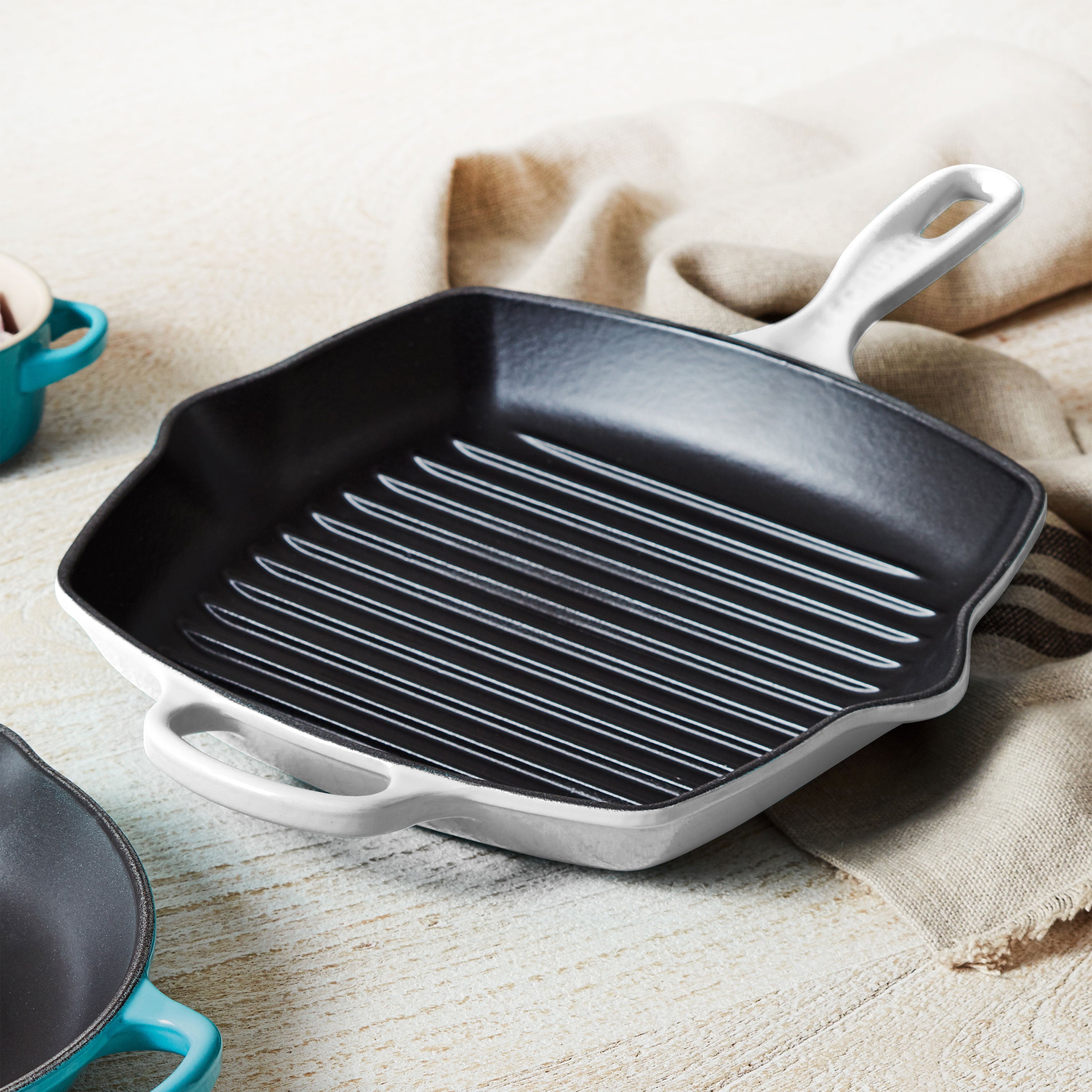 Le Creuset Signature Cast Iron 10.25