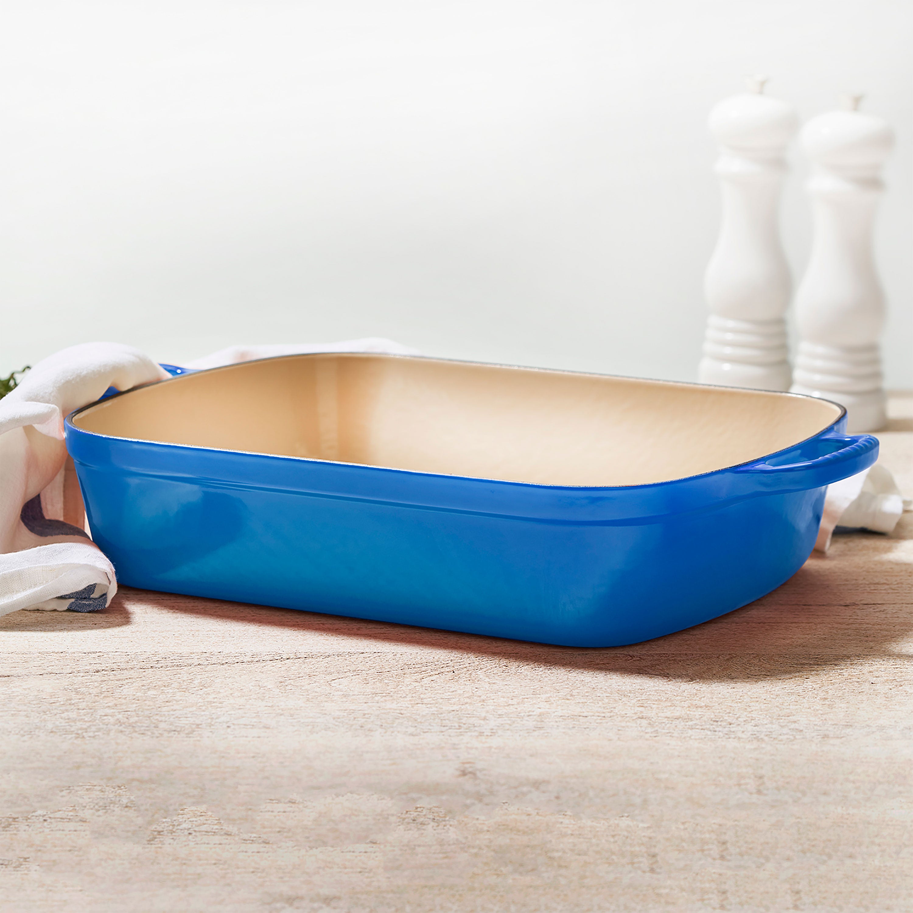 Le Creuset Signature Cast Iron 12.75