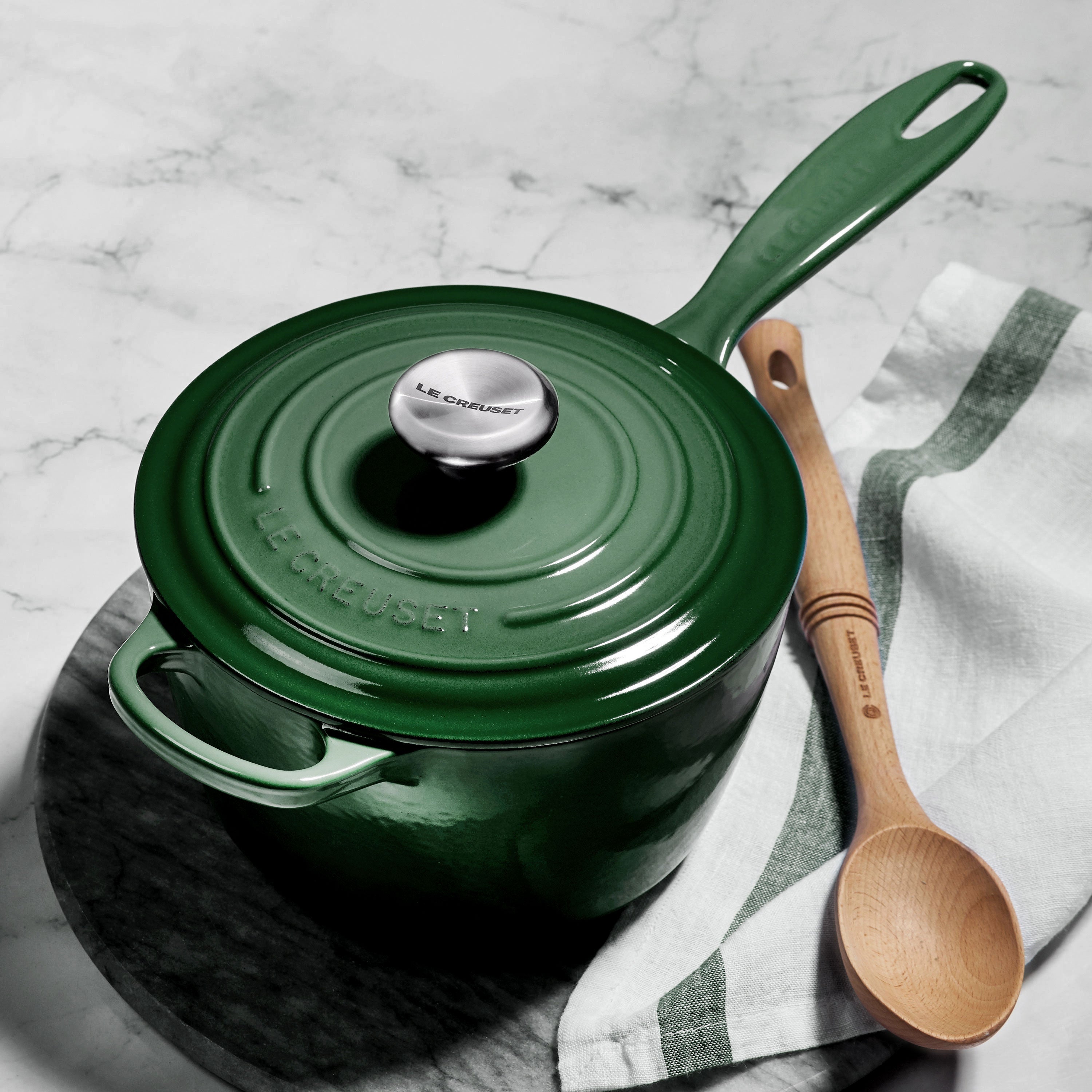 Le Creuset Signature Cast Iron 1.75-quart Artichaut Saucepan