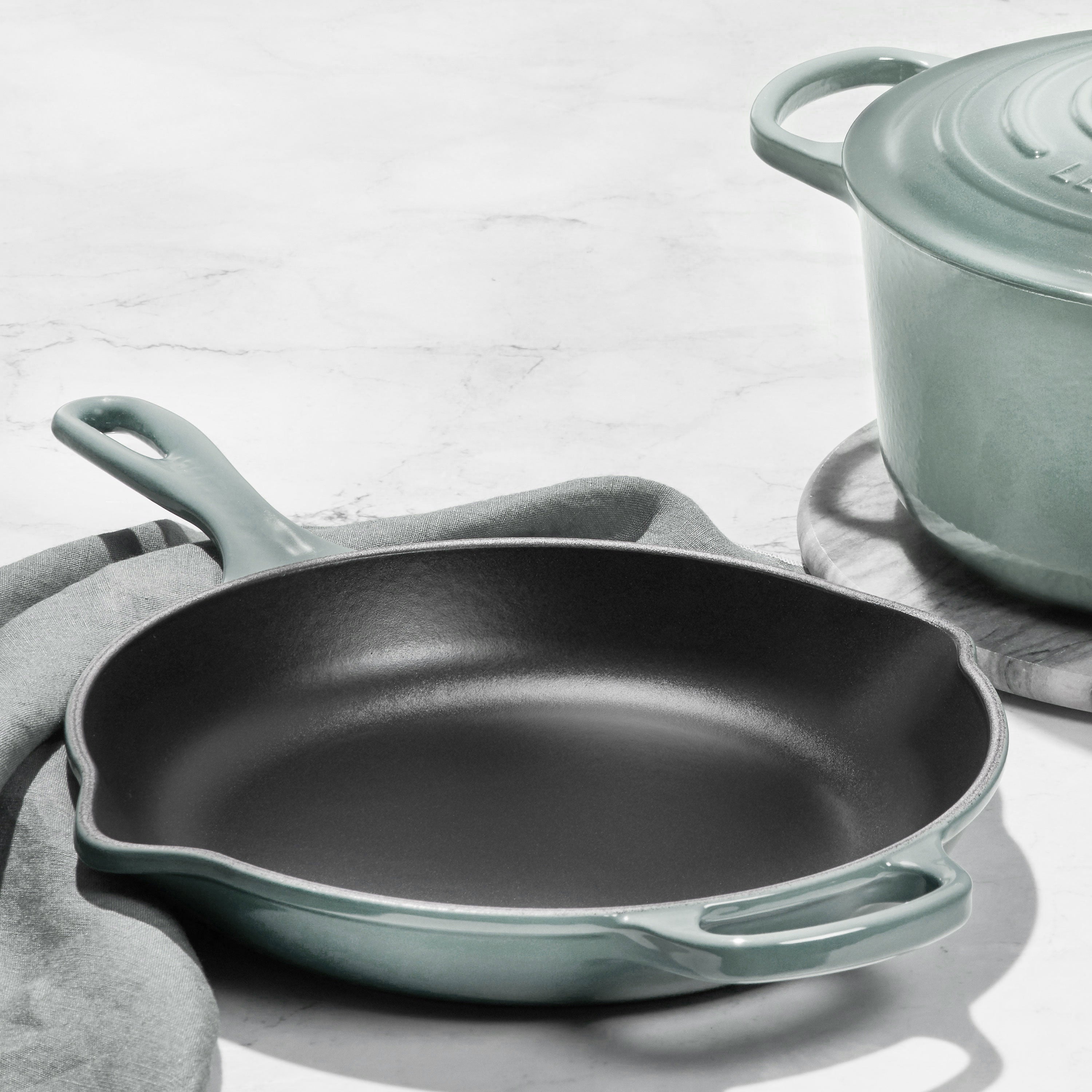 Le Creuset Signature Cast Iron 9